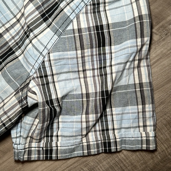 Various Artists Short Sleeve Peal Snap Button - 2XL - Picture 4 of 7